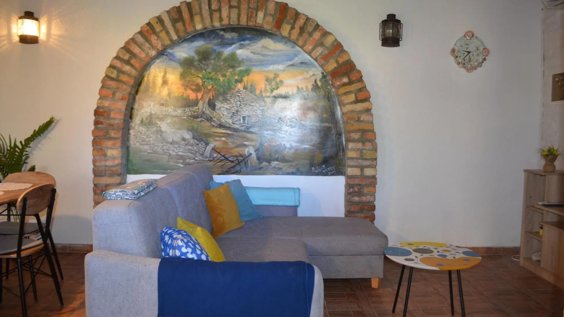 Retro Apartment In Nature Pula