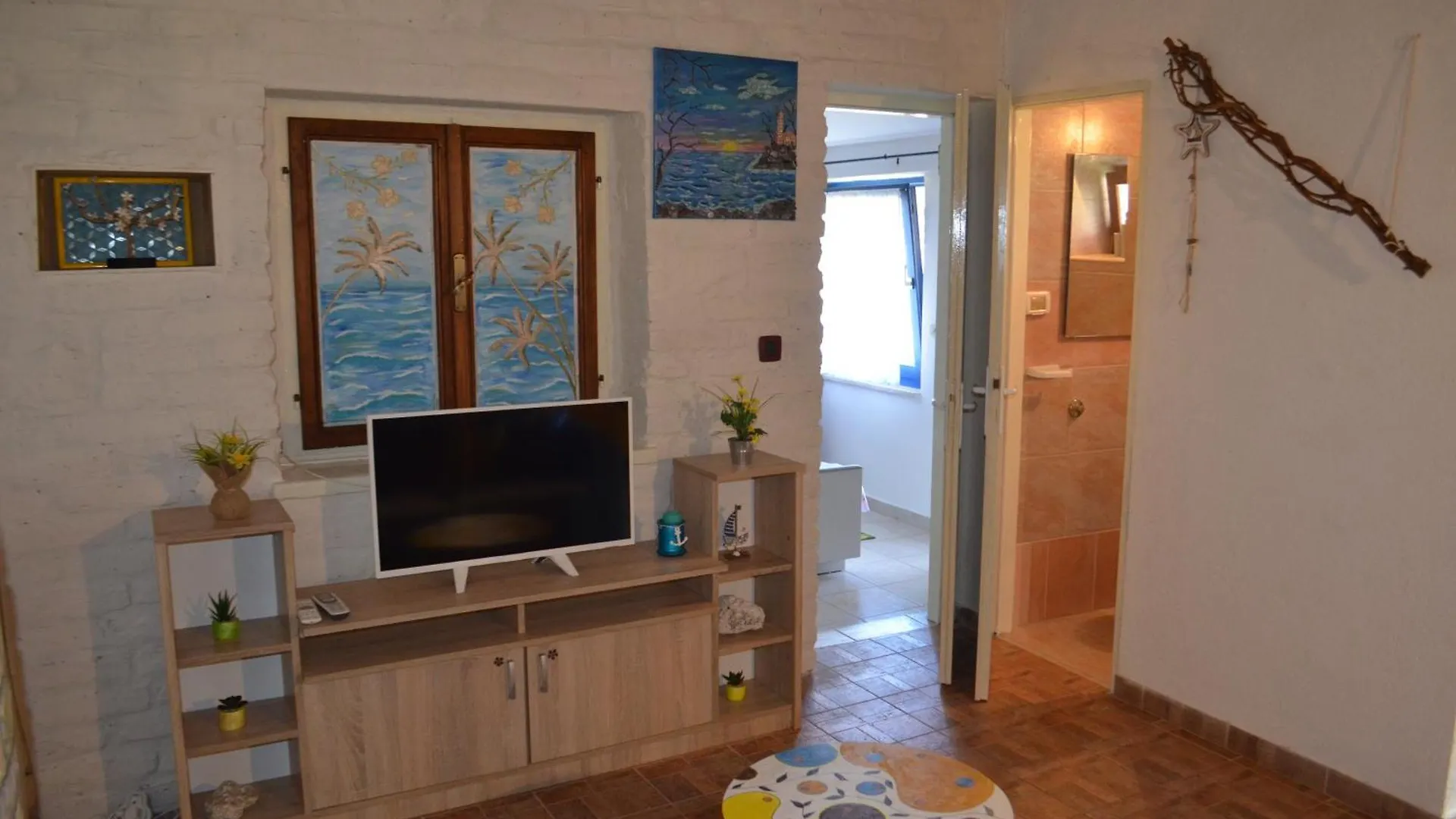 Retro Apartment In Nature Pula