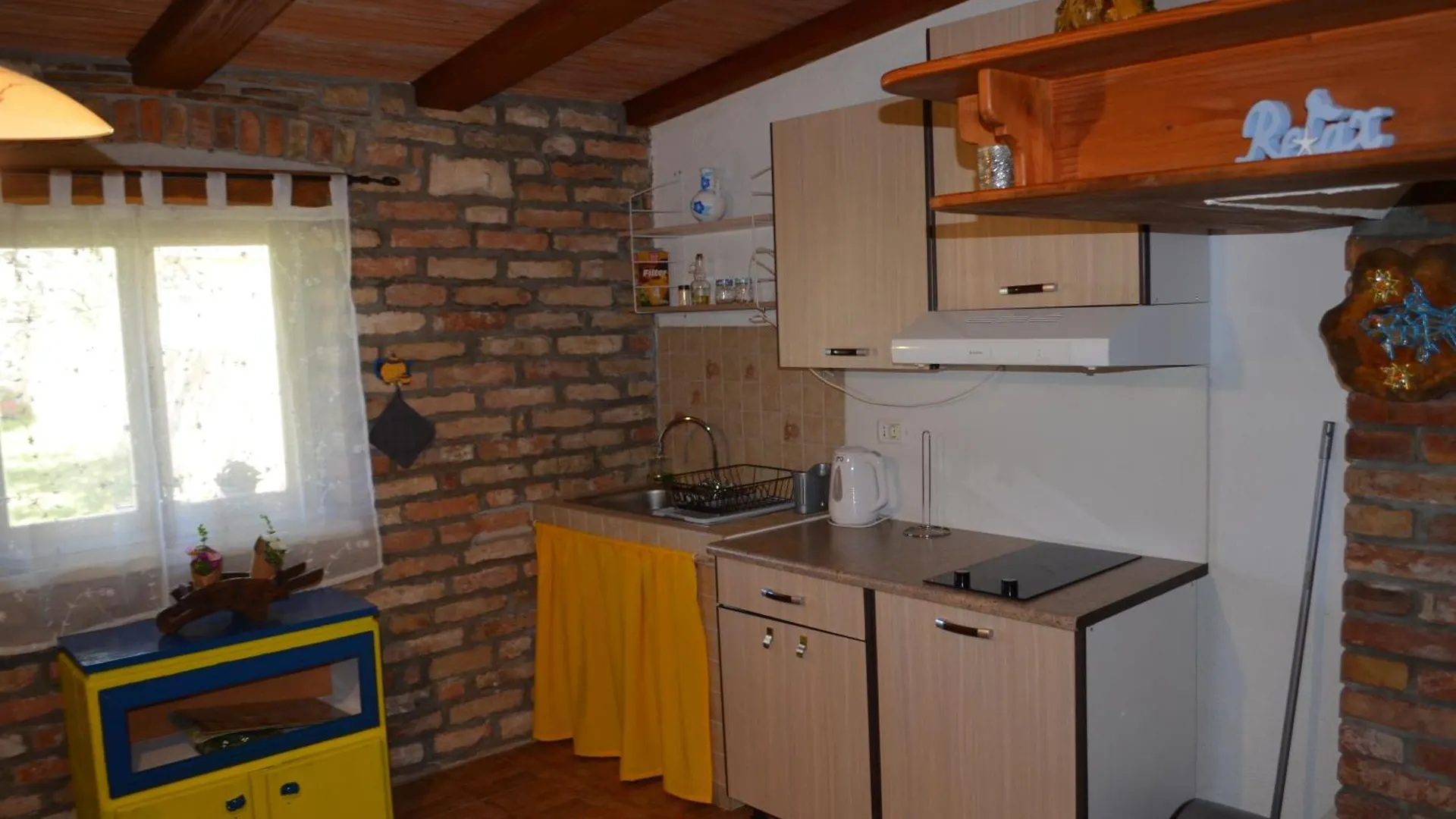 Retro Apartment In Nature Pula